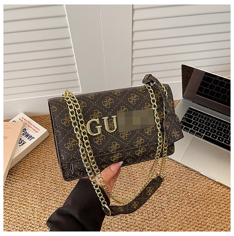 Bolso de diseño de nicho con estampado de letras 2026 para las manos cruzadas de un solo hombro de cadena de moda y muy de moda
