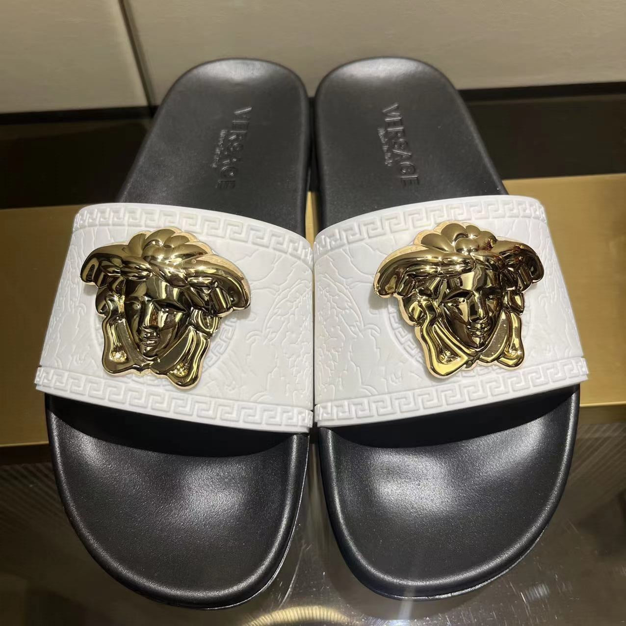 Zapatillas chulas para mujeres, hogar, interior, casa, suelas suaves, antideslizante eva, hombres de comercio exterior versátiles, transpirables, ligeros y cómodos.