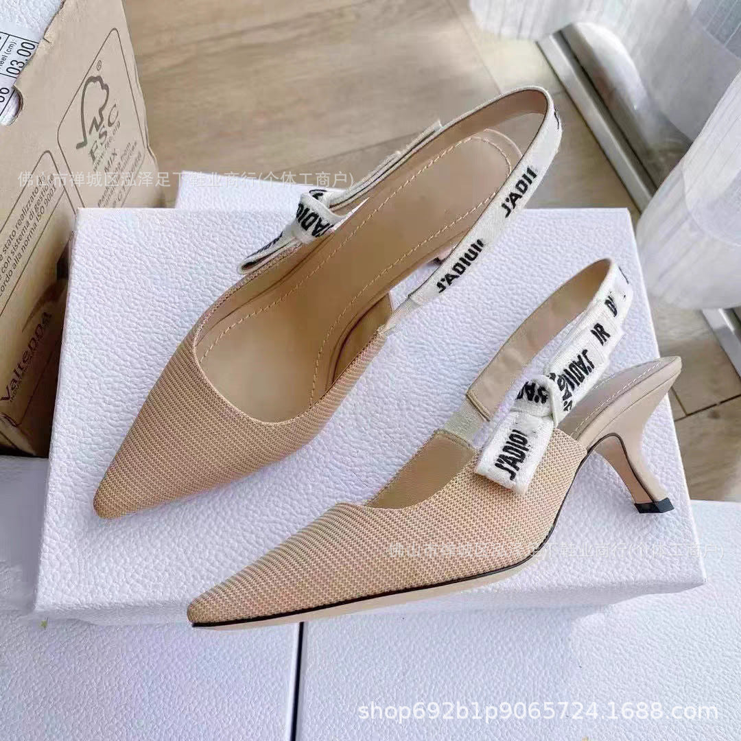 Primavera y otoño 2026 Nuevos tacones altos Zapatos familiares D Lazos de letras bordados Sandalias de cuero genuino Tacones de gato Tacones de aguja para mujer