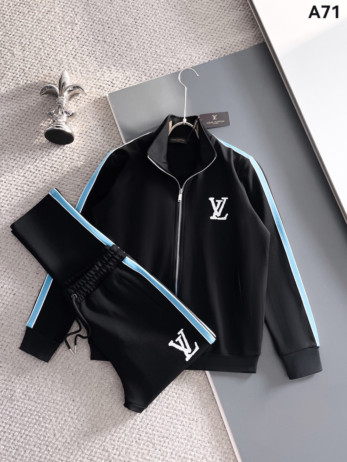 La versión correcta del SS25 transfronterizo debuta en otoño e invierno: nueva chaqueta de traje, cremallera, lujoso y sitios de moda para hombres europeos y americanos