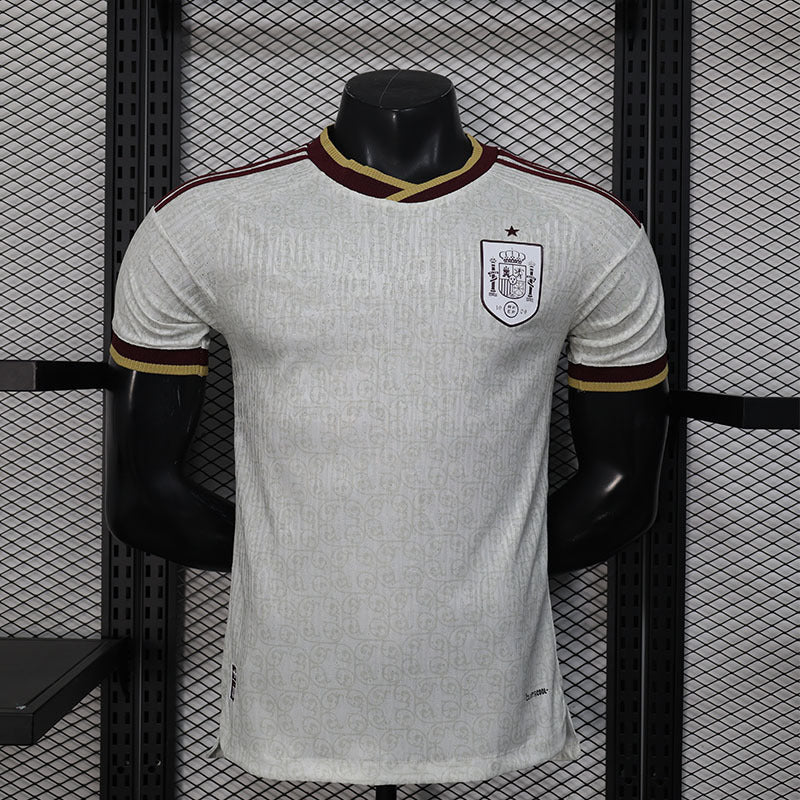 26. Nuevo club de selección edición de jugadores: Real Madrid, Barcelona, Brasil, Arsenal, España, México, Chelsea