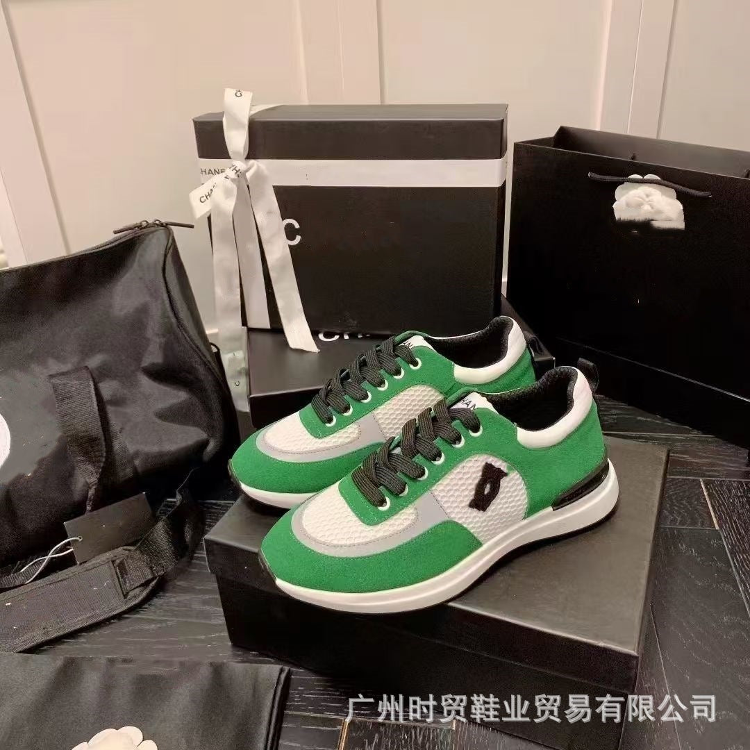 Zapatillas de suela gruesa con pequeñas fragancias, zapatillas de papá, zapatillas casuales de cuero suave para mujer, zapatillas de correr nuevas para mujer 2023