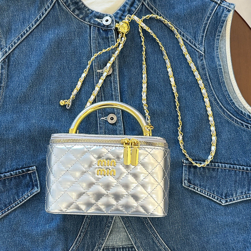 Bolso de mujer de mujer con letras de charol y perlas, caja de un solo hombro bordada con diamantes, bolso pequeño cuadrado, bolso de maquillaje con cadena cruzada
