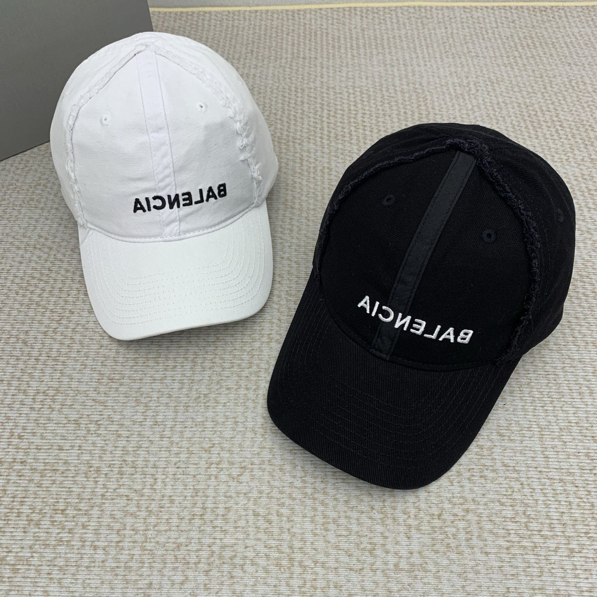 Unisex Cap B | Adjustable And Embroidered