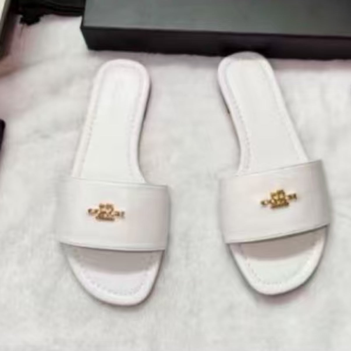 Sandalias Coach Mujer Suela Blanda | LuxuryMarkt