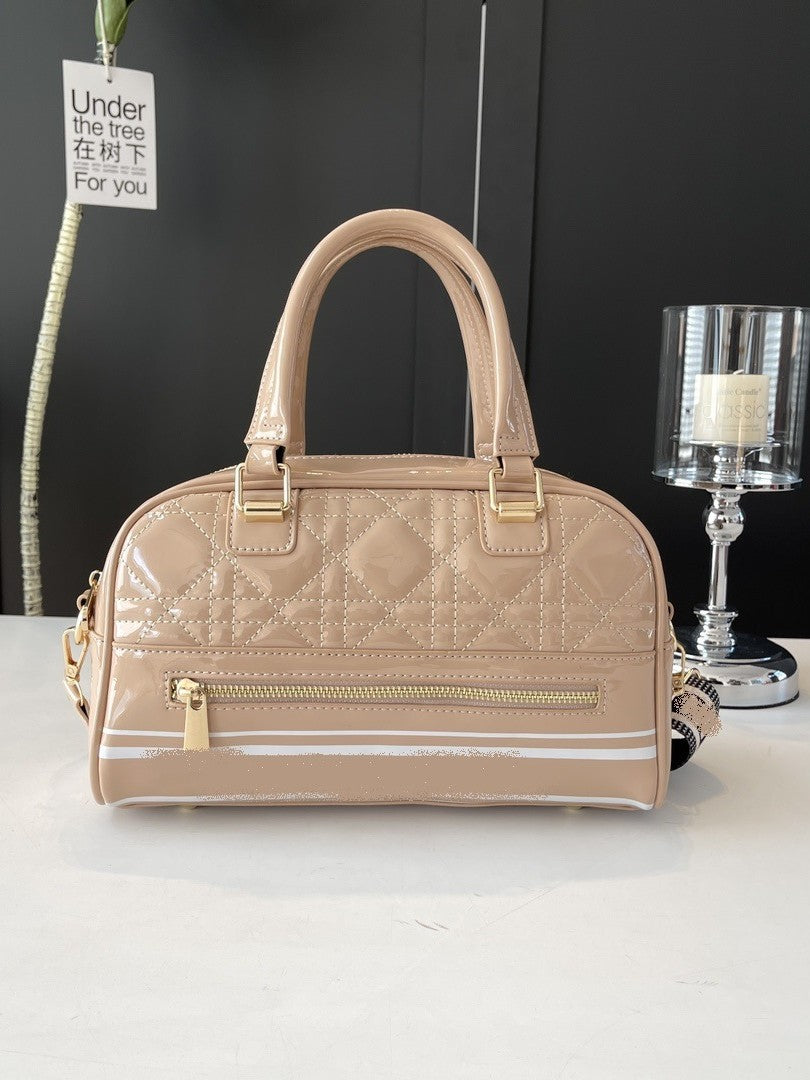 Trendy Women's Crossbody Bag | Elegant Fashion Shoulder Bag Spring | No Box