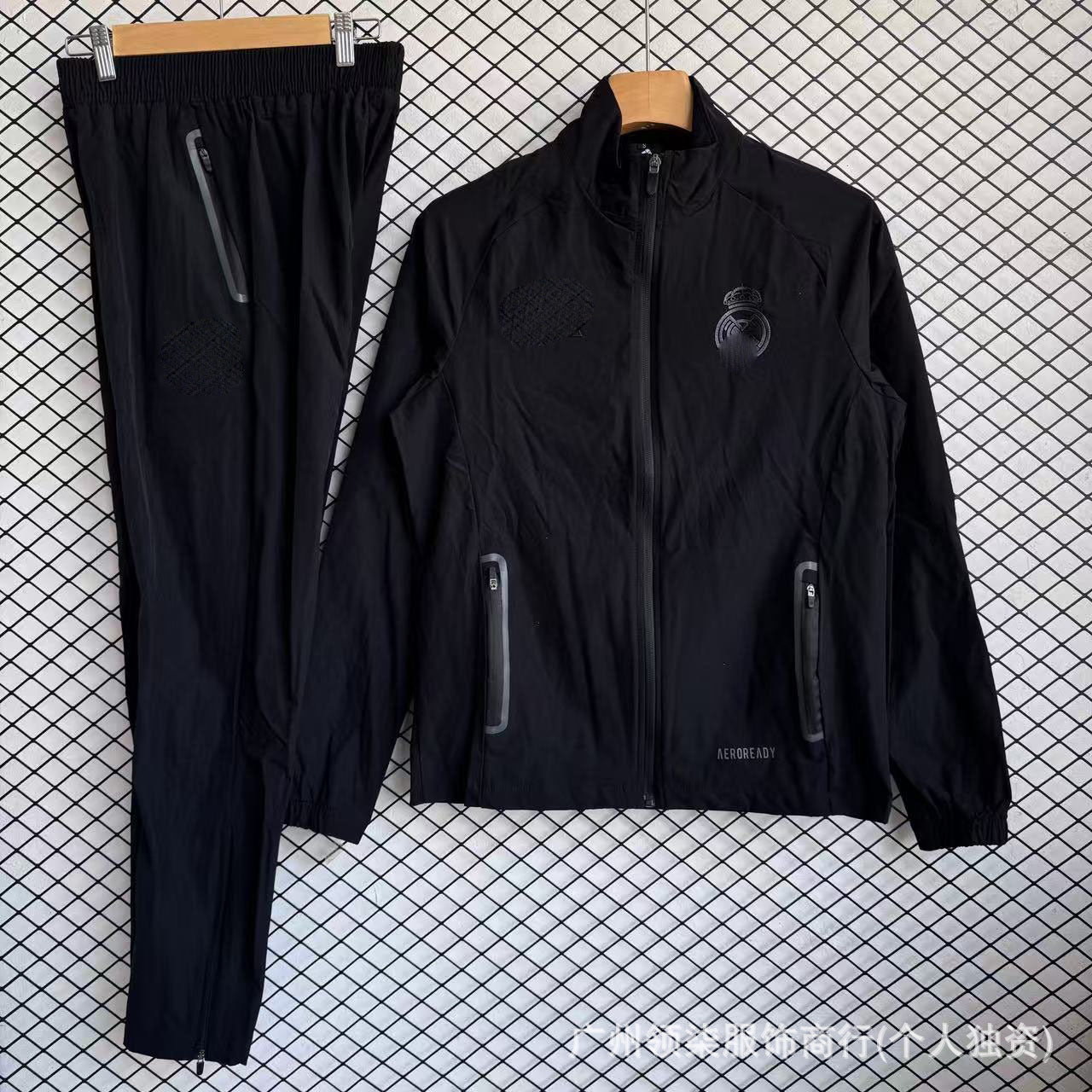 Nuevo equipamiento de fútbol, conjunto de chaquetas impermeables impermeables y de moda del Arsenal para entrenamiento español
