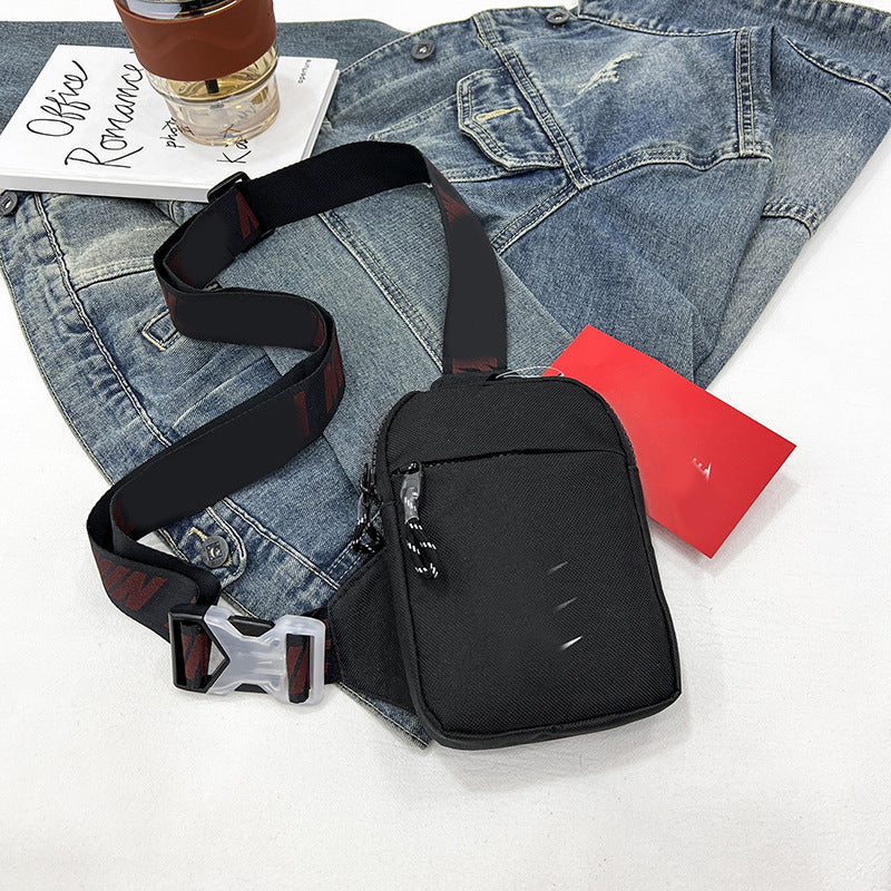 Nuevo bolso bandolera de viaje para verano, bolso de cintura de nylon para deportes al aire libre para hombres, bolso versátil de cofre tipo letras para mujer