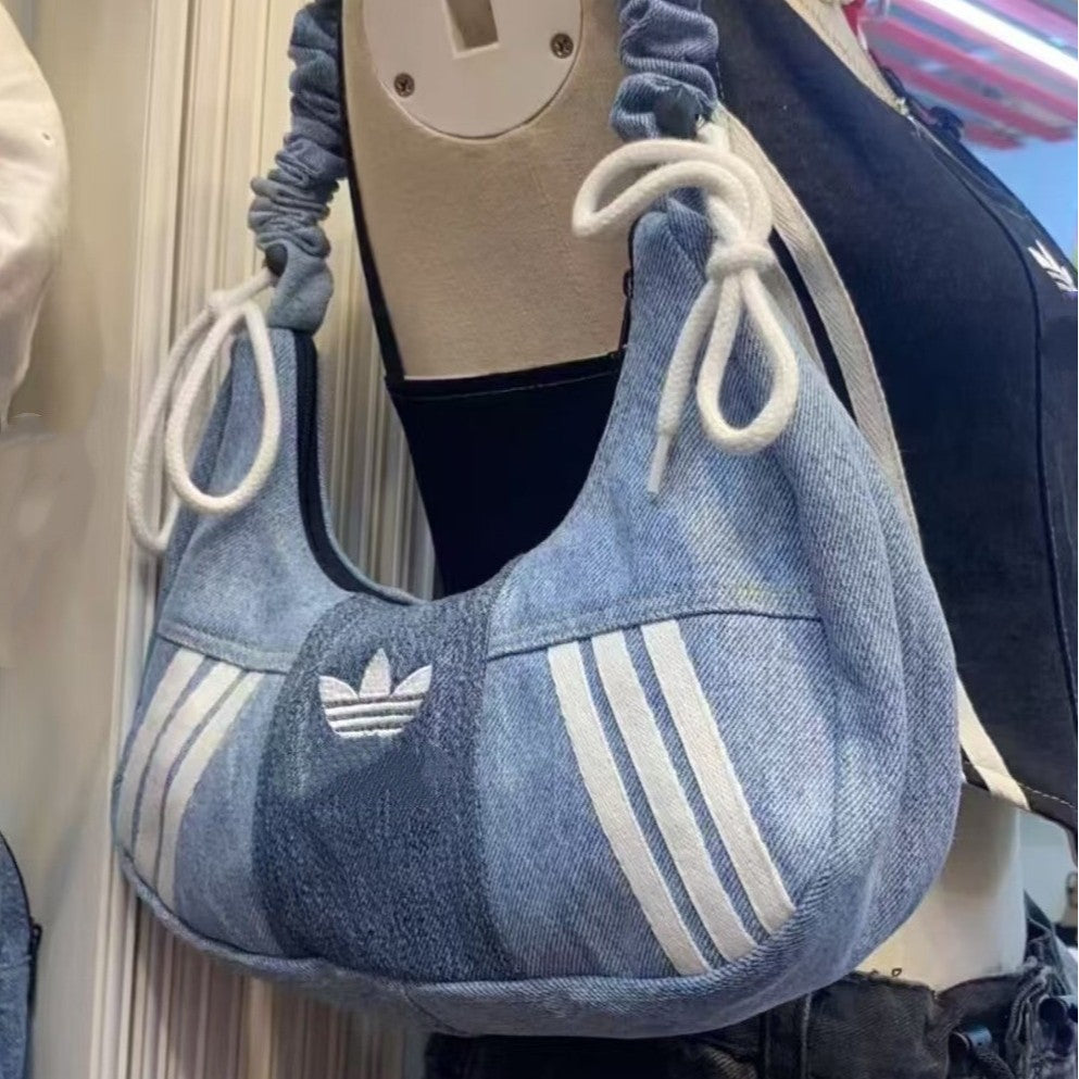 Bolso Adidas Clover de lona plisada para mujer, bolso nube de un solo hombro con bloques de colores de moda 2026