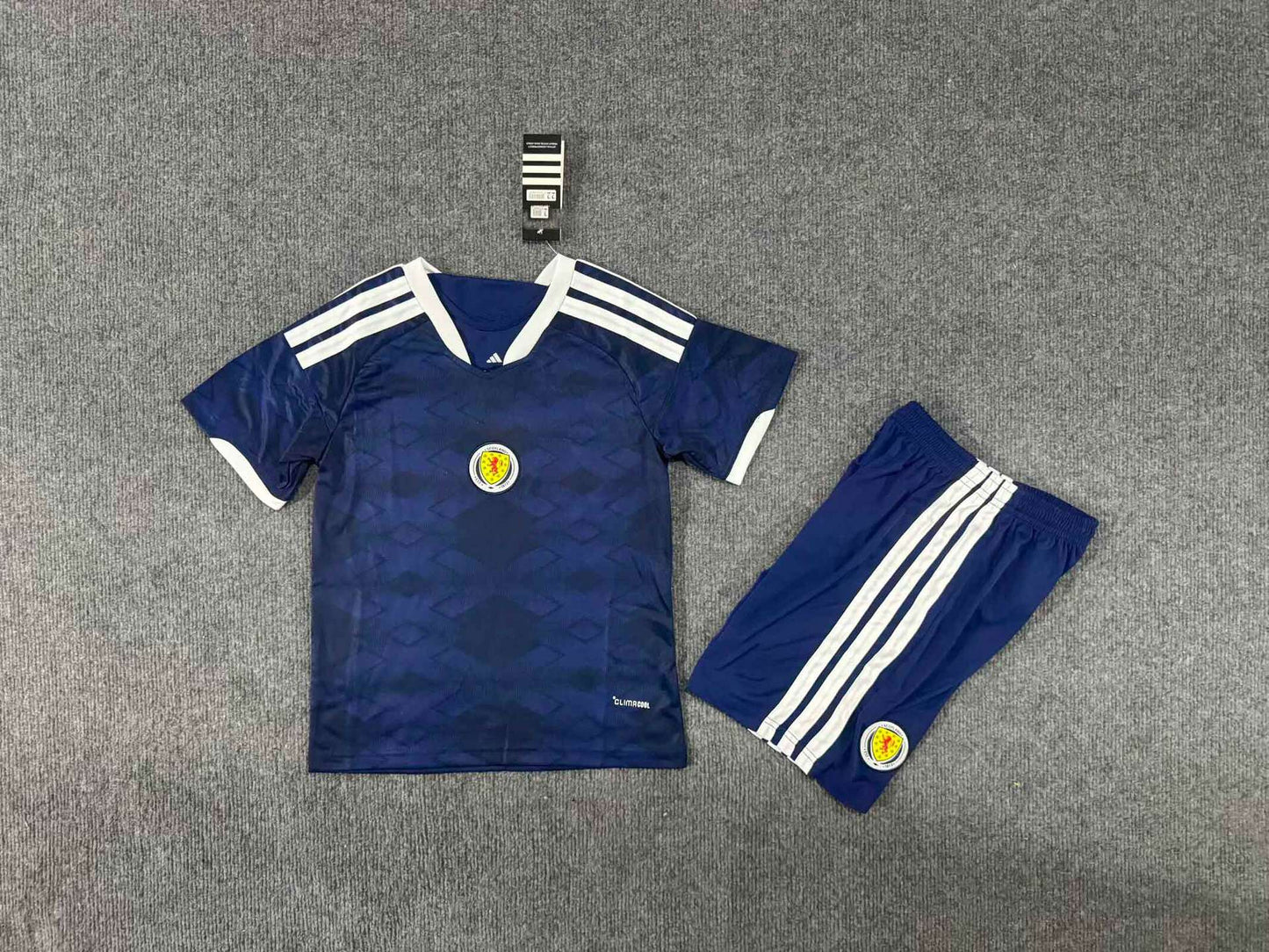 Set de camisetas de fútbol infantil de la Copa del Mundo 2627 para Brasil, Portugal, Italia, Alemania y Japón Conjunto al por mayor y personalizado
