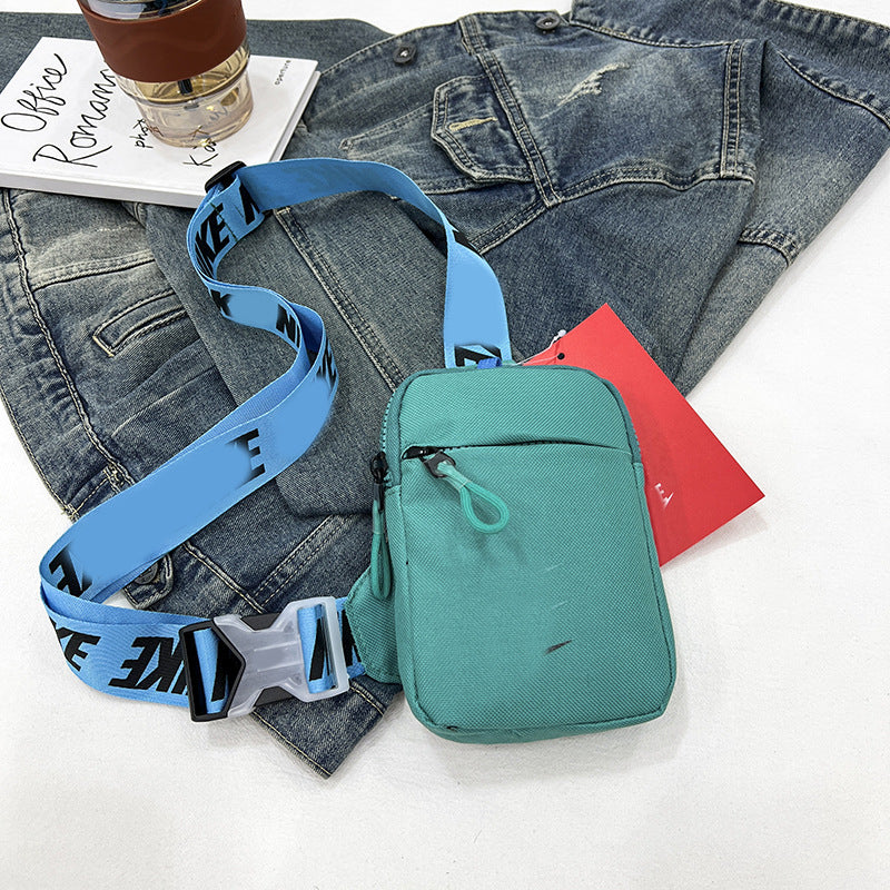 Nuevo bolso bandolera de viaje para verano, bolso de cintura de nylon para deportes al aire libre para hombres, bolso versátil de cofre tipo letras para mujer