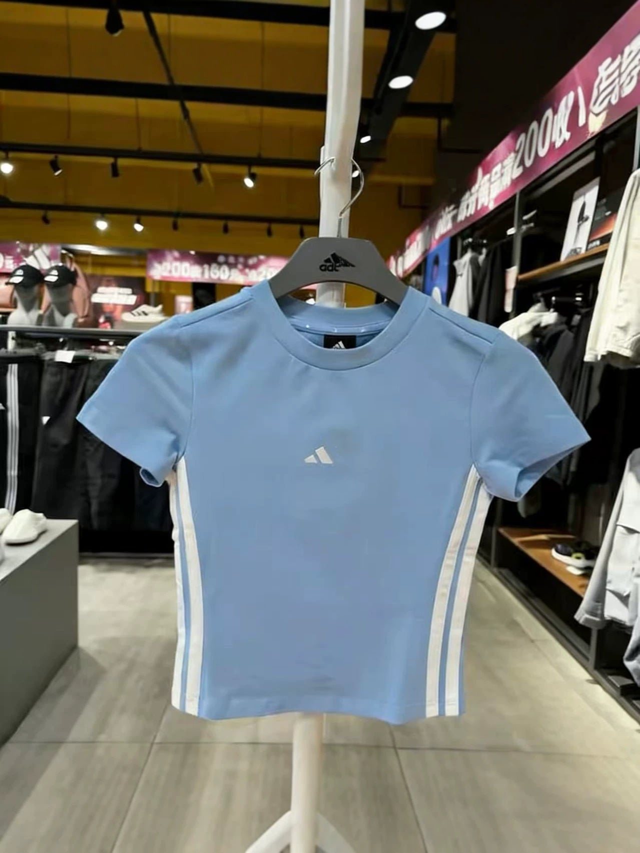 Camiseta Adidas Deportiva Mujer Tres Tiras Verano