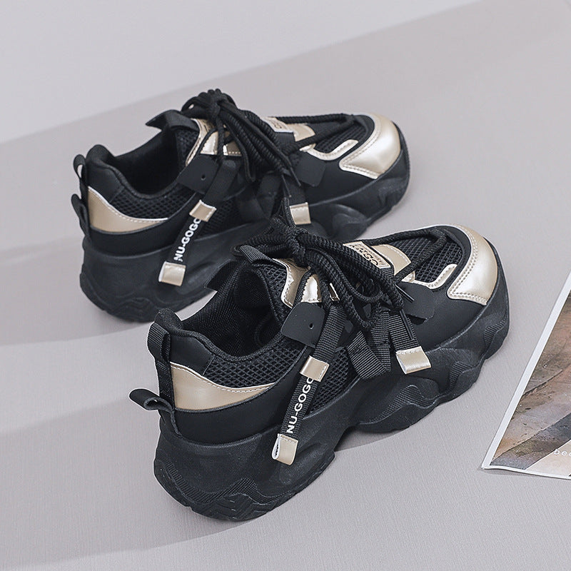 en la versión coreana de las nuevas zapatillas de padre zapatillas de otoño 2025 para mujer, zapatillas de estudiante, zapatillas casuales para correr que elevan la plataforma