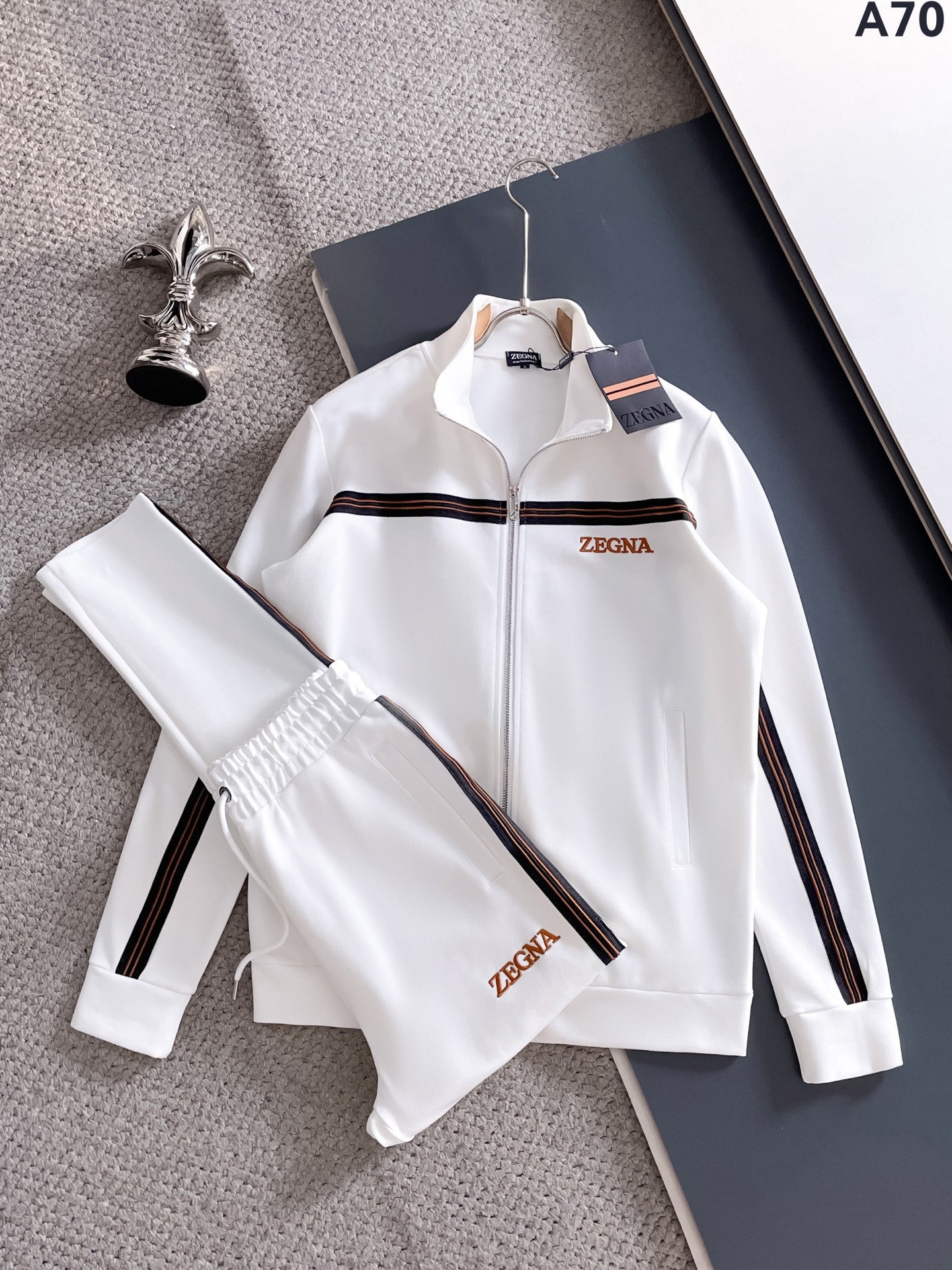 La versión correcta del SS25 transfronterizo debuta en otoño e invierno: nueva chaqueta de traje, cremallera, lujoso y sitios de moda para hombres europeos y americanos