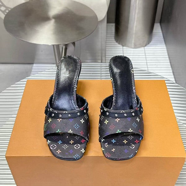 Zapatillas de tacón alto de moda europea y americana, nuevas sandalias vaqueras bordadas con bordado súper populares 2025, tacón de aguja, elegante tendencia transfronteriza