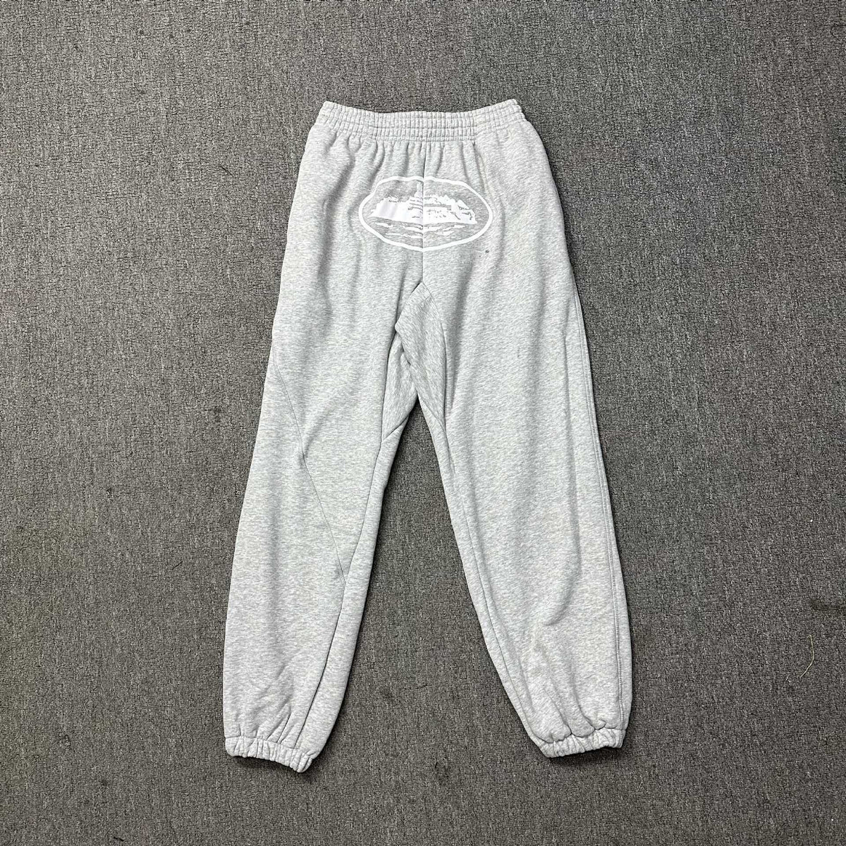 New 2025 cross-border set with embroidered minimalist lettering, high-street fashion loose cardigan, hoodie, and casual pants
