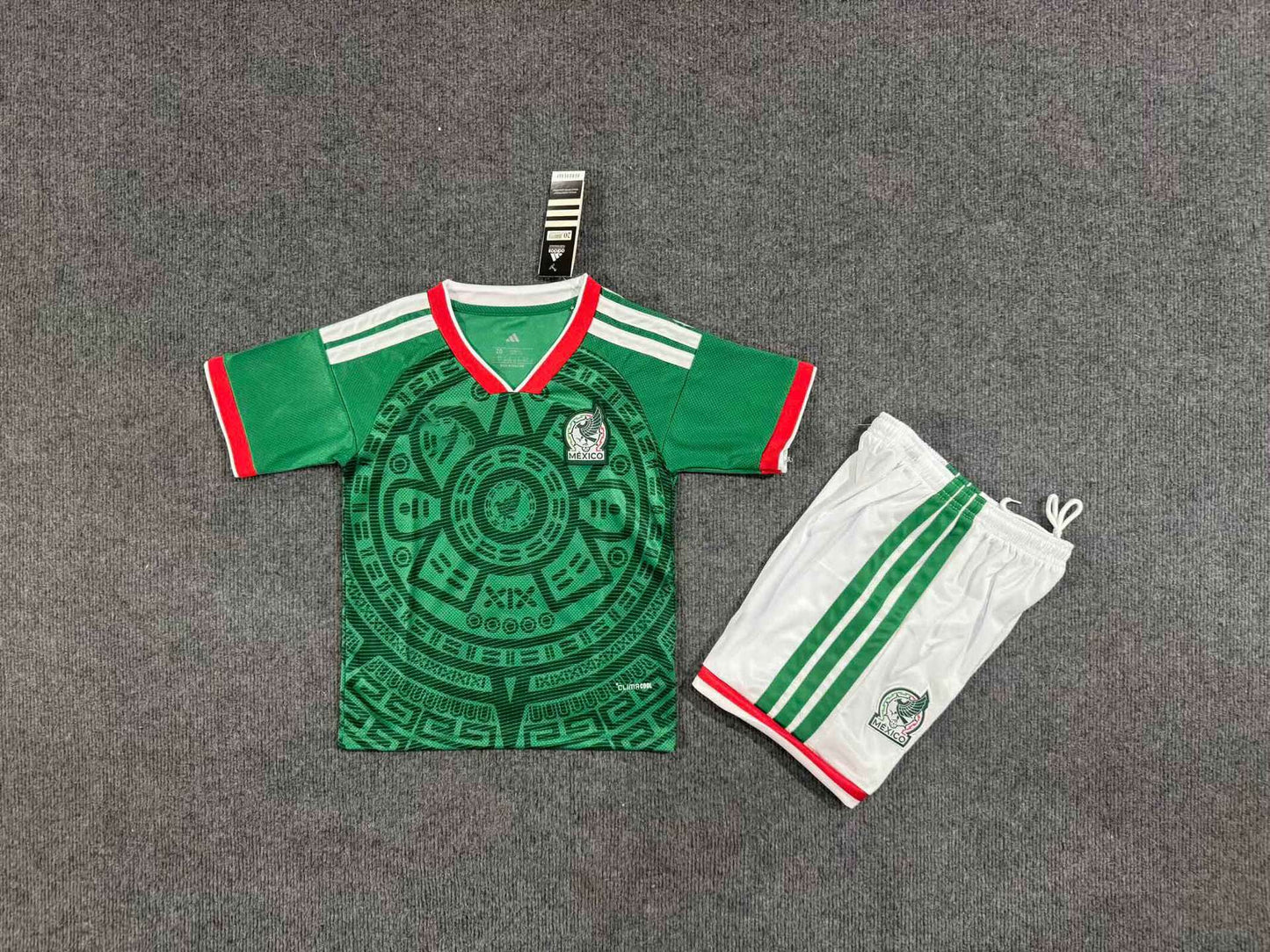 Set de camisetas de fútbol infantil de la Copa del Mundo 2627 para Brasil, Portugal, Italia, Alemania y Japón Conjunto al por mayor y personalizado