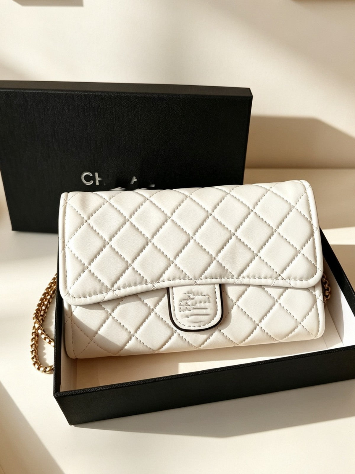 Women's Luxury Lightweight Long Zip Wallet | With Box