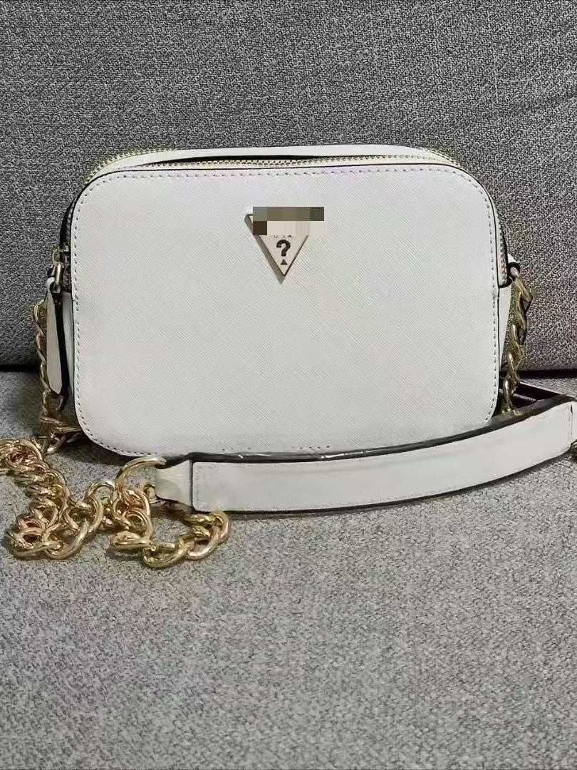 G Chain Camera Bag | Quilted Design