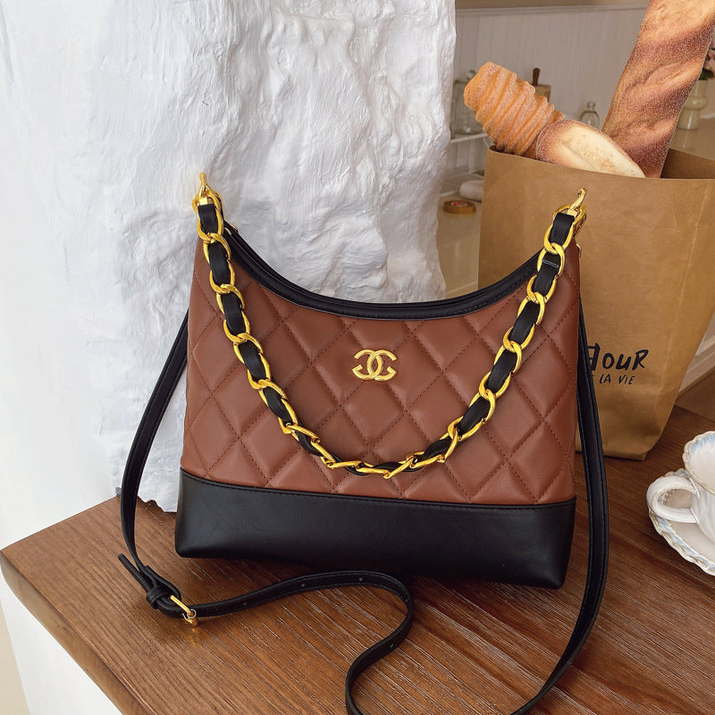 Bolso ligero de lujo estilo Chanel para mujer, nuevo bolso de 2025 con cadena de bordado con diamantes y un solo hombro para salidas y bandolera