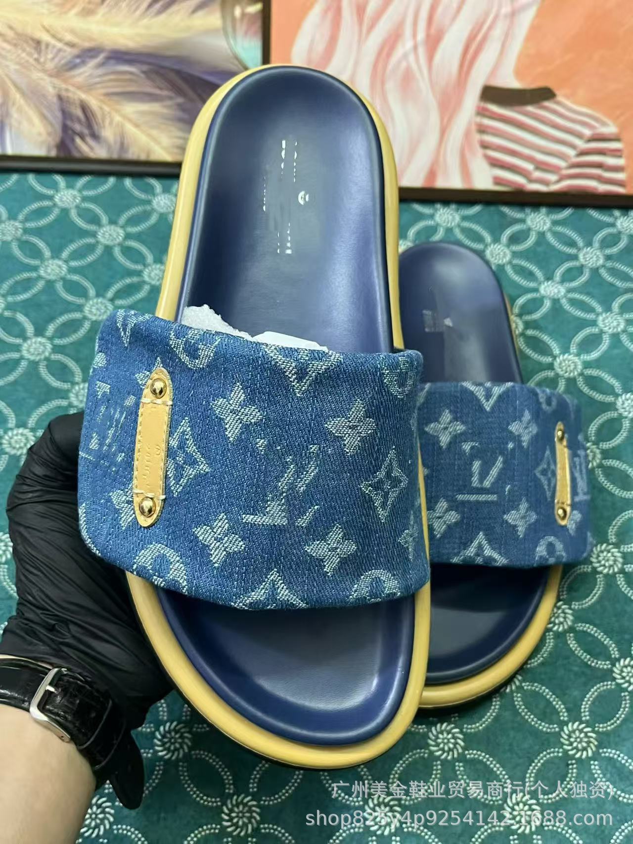 Zapatillas de Velcro de suela gruesa Donkey Home para mujer, 2025 Nuevas zapatillas antideslizantes de denim con letras antideslizantes para exportación