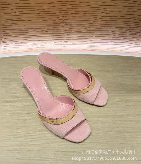 Zapatillas de tacón alto de moda europea y americana, nuevas sandalias vaqueras bordadas con bordado súper populares 2025, tacón de aguja, elegante tendencia transfronteriza