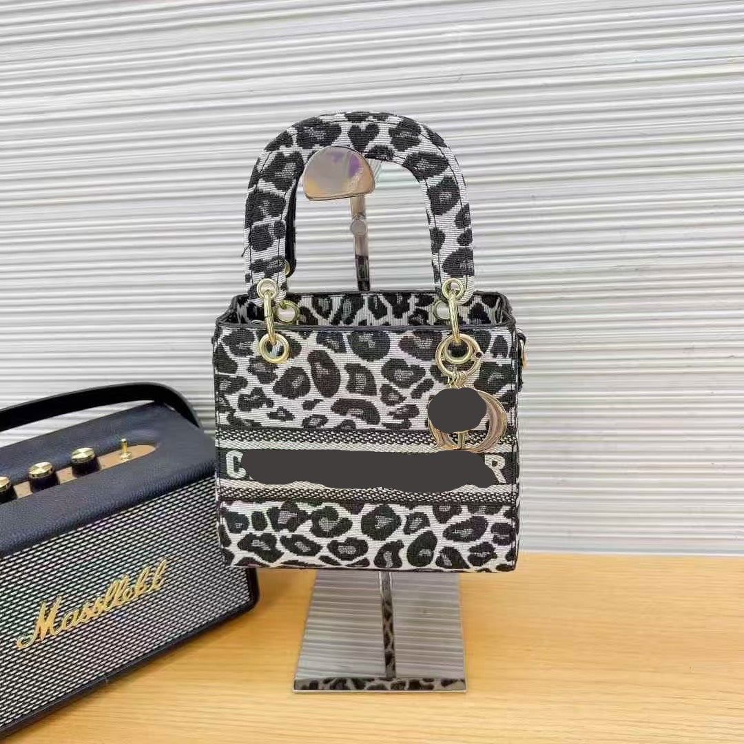 Women's Embroidered Crossbody Bag | 2025 Niche Luxury Fashion | No Box