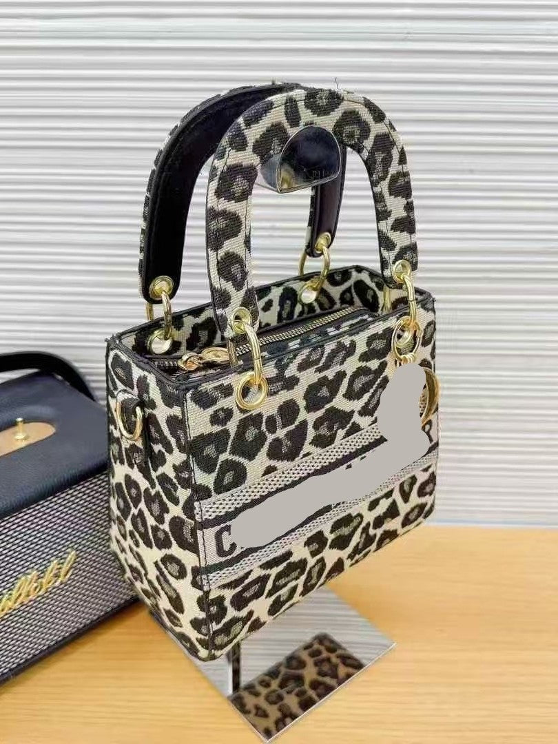 Women's Embroidered Crossbody Bag | 2025 Niche Luxury Fashion | No Box
