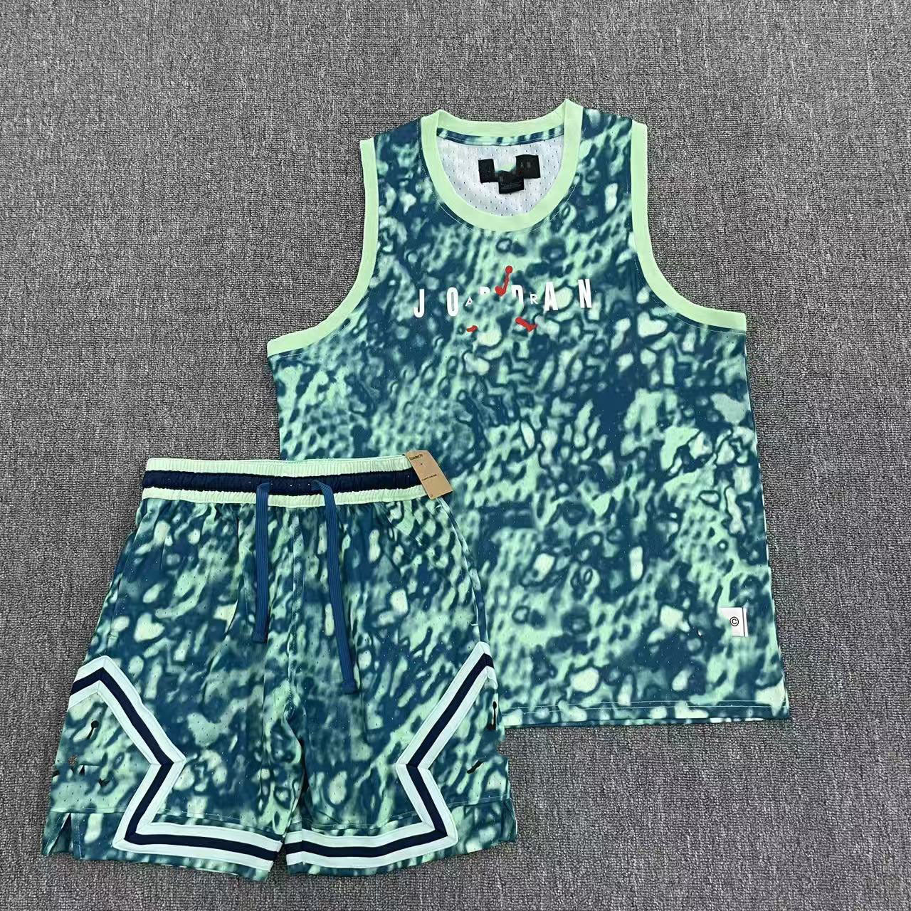 Nuevo chaleco deportivo de baloncesto Flying Man con pantalones cortos, chaleco deportivo casual de correr de secado rápido, transpirable y holgado
