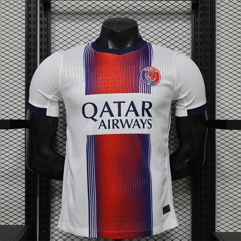 26. Nuevo club de selección edición de jugadores: Real Madrid, Barcelona, Brasil, Arsenal, España, México, Chelsea