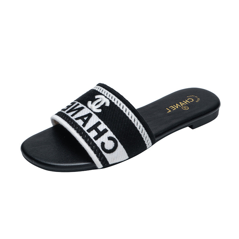 2026 New Designs zapatillas de mujer transfronterizas con letras de alta gama bordadas de Chanel