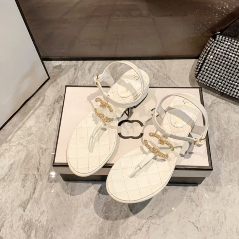 Sandalias Planas Mujer Hebilla Letra C | Cuero | Primavera Verano