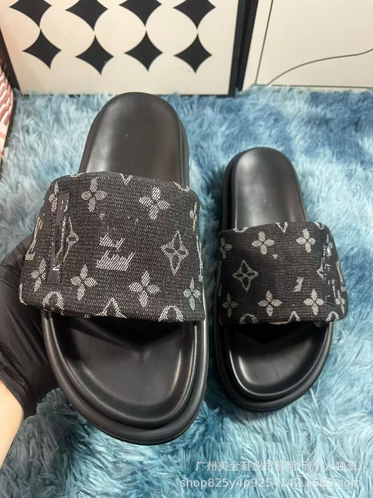 Zapatillas de Velcro de suela gruesa Donkey Home para mujer, 2025 Nuevas zapatillas antideslizantes de denim con letras antideslizantes para exportación