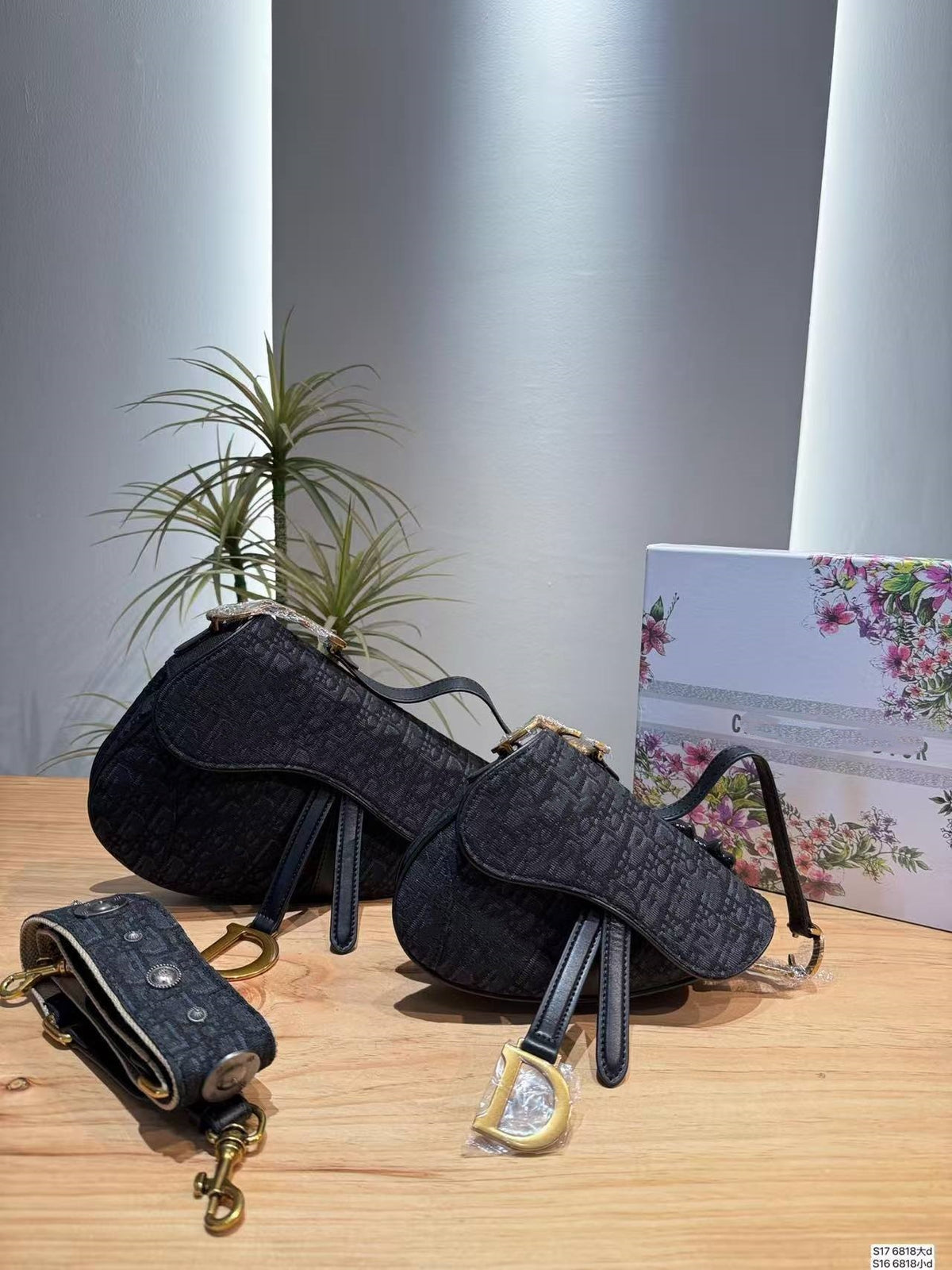Bolso Mujer CD 2026 | Saddle Con Bandolera | Con Caja