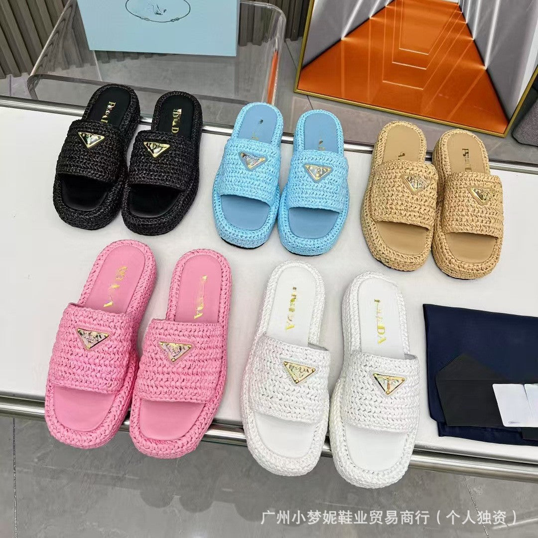 Verano 2024 nuevas sandalias tejidas de suela gruesa y de una sola línea, suela de plataforma tejida con césped que aumentan la altura y sandalias casuales de cuero genuino para mujer