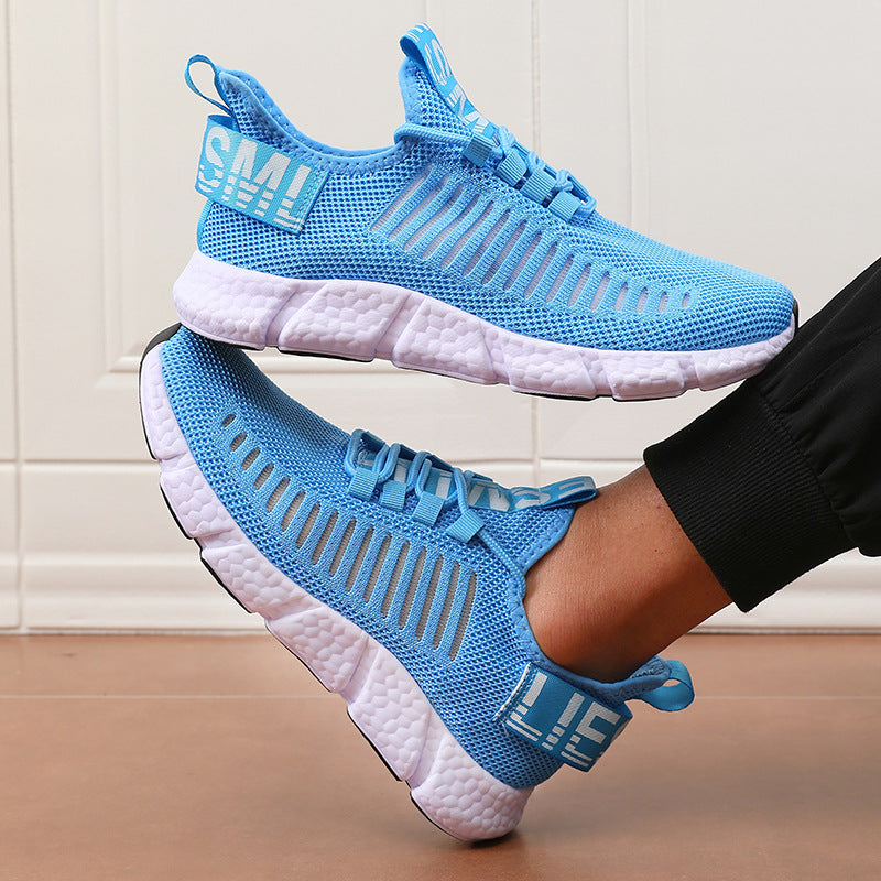 Ventas directas de fábrica, verano, zapatillas de exterior nuevas, zapatillas casuales con recortes, recortes, zapatos de malla de verano, transpirables, a la moda y versátiles