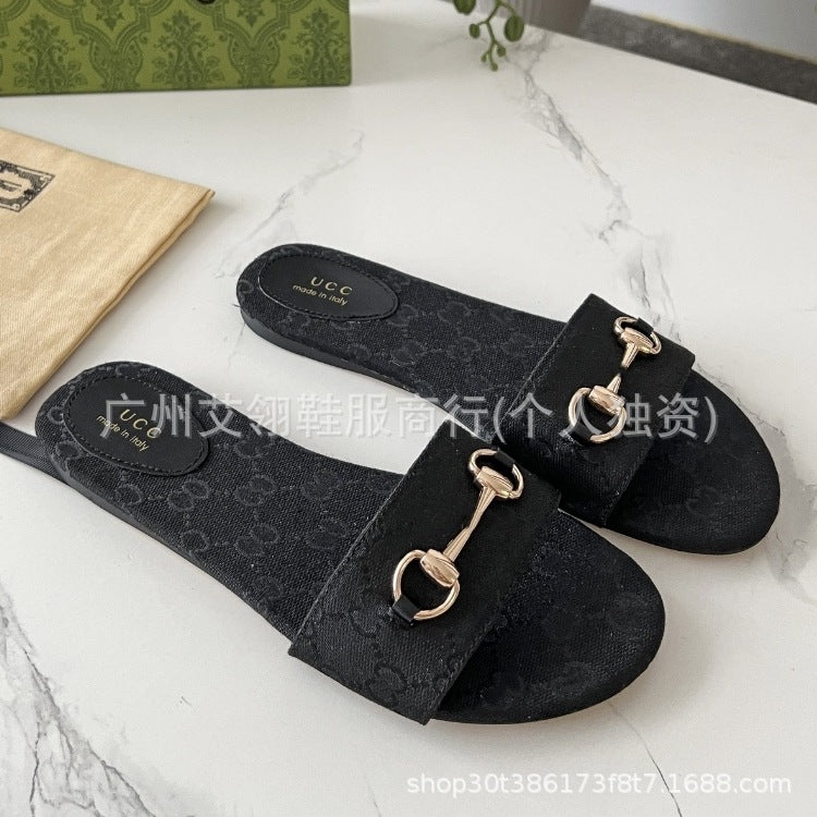 Nuevas sandalias de tacón grueso con tira de una sola tira G Family 2025 para mujer, tacones altos de moda, sandalias de hebilla de caballo para mujer, conjunto de zapatos simples