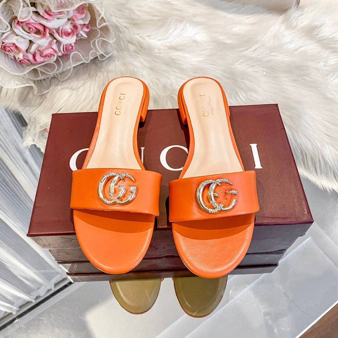 Zapatillas de mujer de la marca G de alta versión para exportar, pedrería doble G de moda de verano, zapatillas de moda casuales planas antideslizantes para ropa exterior