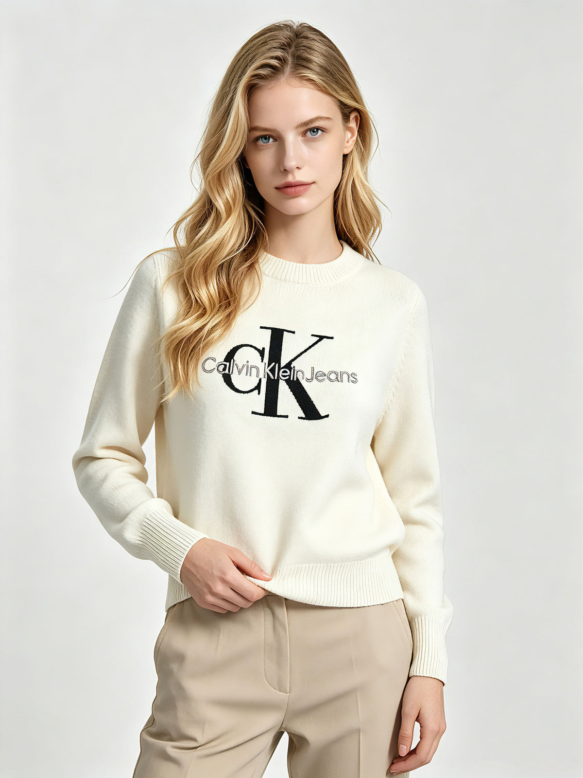 Women's CK embroidered sweater | Lettering and crew neck