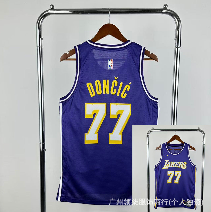 Nuevas camisetas populares de baloncesto: camisetas al por mayor prensadas en caliente para los Lakers, Cavaliers, 76ers, Bulls, Clippers, Warriors, Curry, James y Harden