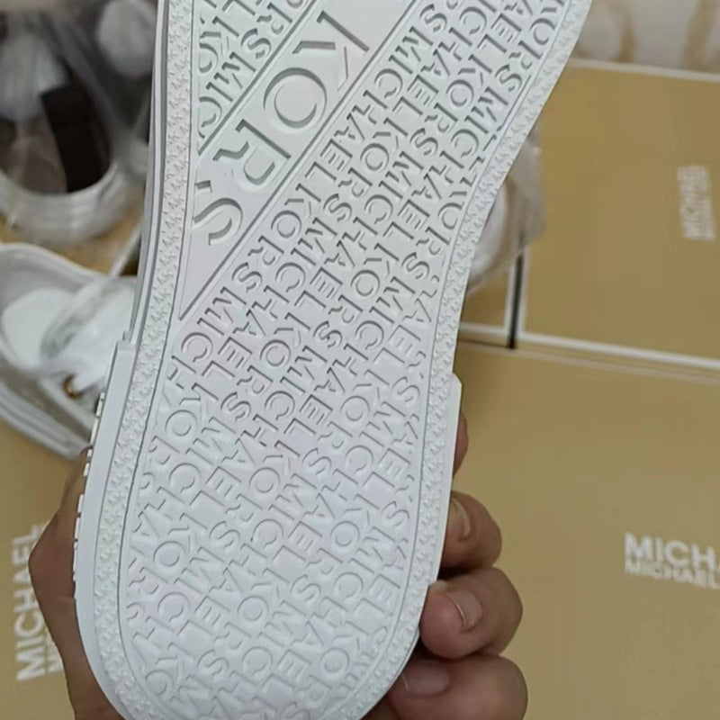Embalaje de alta versión, suela plana completa, zapatos sencillos ultraligeros y cómodos, productos de mujer en Guangzhou, uno a uno de alta calidad dentro y exterior, cuero completo comercio exterior