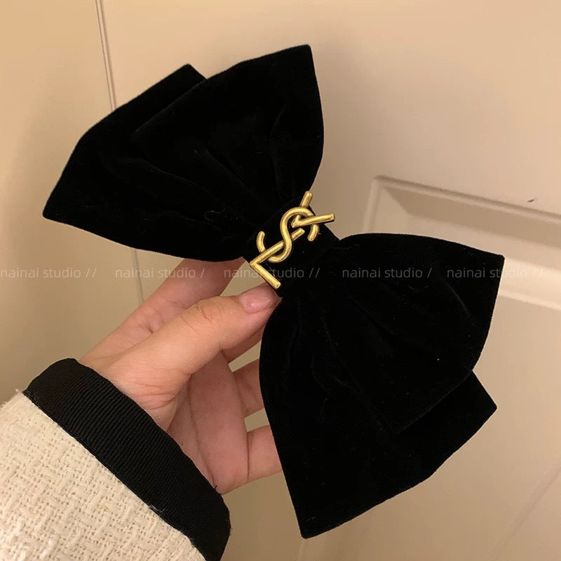 Pinza de pelo estilo Chanel con lazo de terciopelo negro, pinza vintage francesa, accesorio premium de clip de tiburón