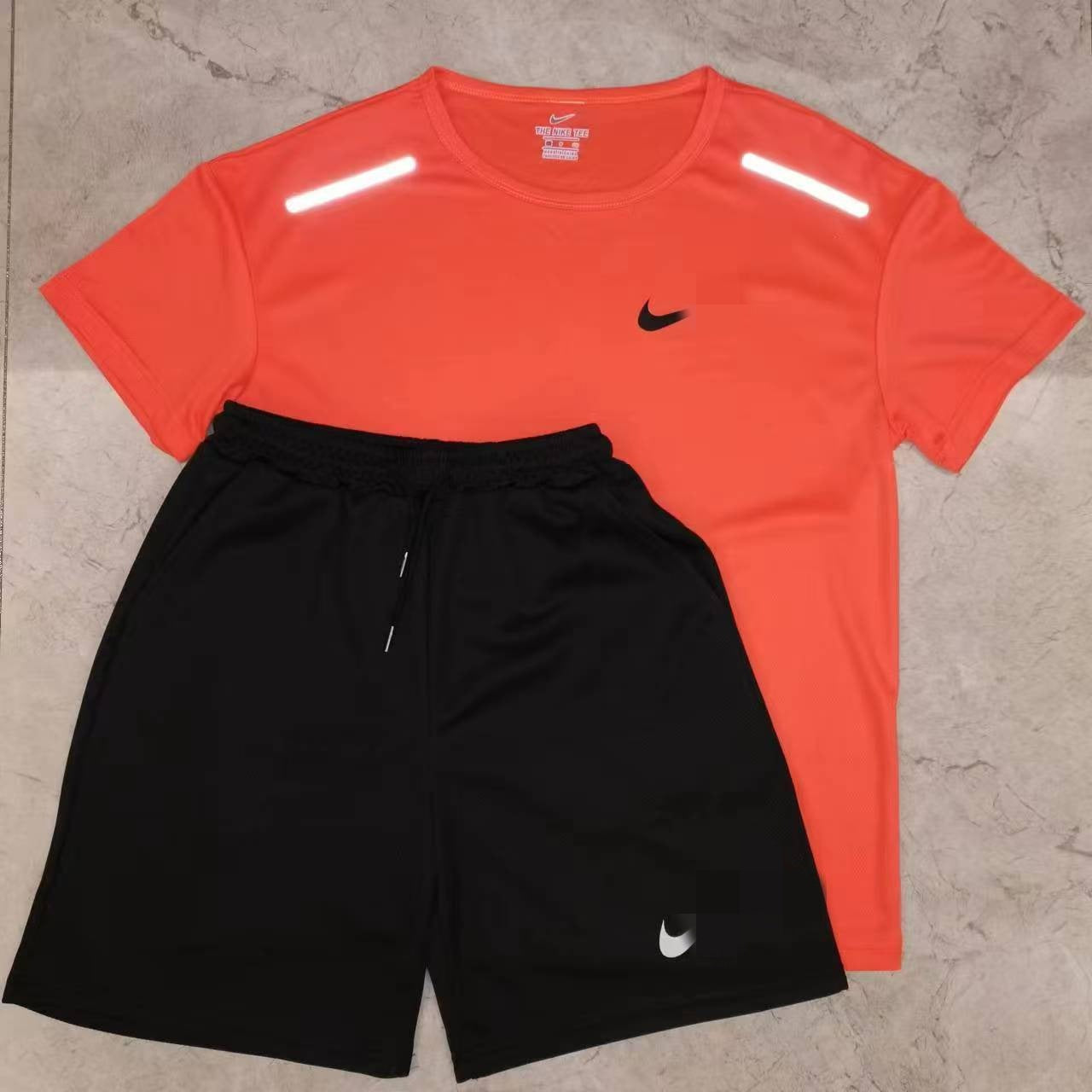 Camisetas americanas, conjuntos de entrenamiento para estudiantes deportivos, monos de atletismo de manga corta para hombres y mujeres, baloncesto fitness y ropa deportiva en stock