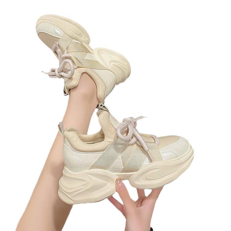 Zapatos de papá para mujer 2025 nueva plataforma de magdalenas de primavera con mayor altura dentro de zapatos de mujer, zapatillas informales y zapatos blancos