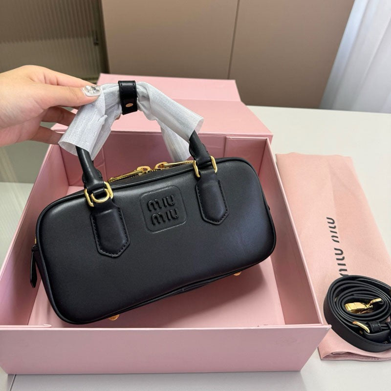 Bolso Miu Miu Mujer Estilo Vintage | LuxuryMarkt