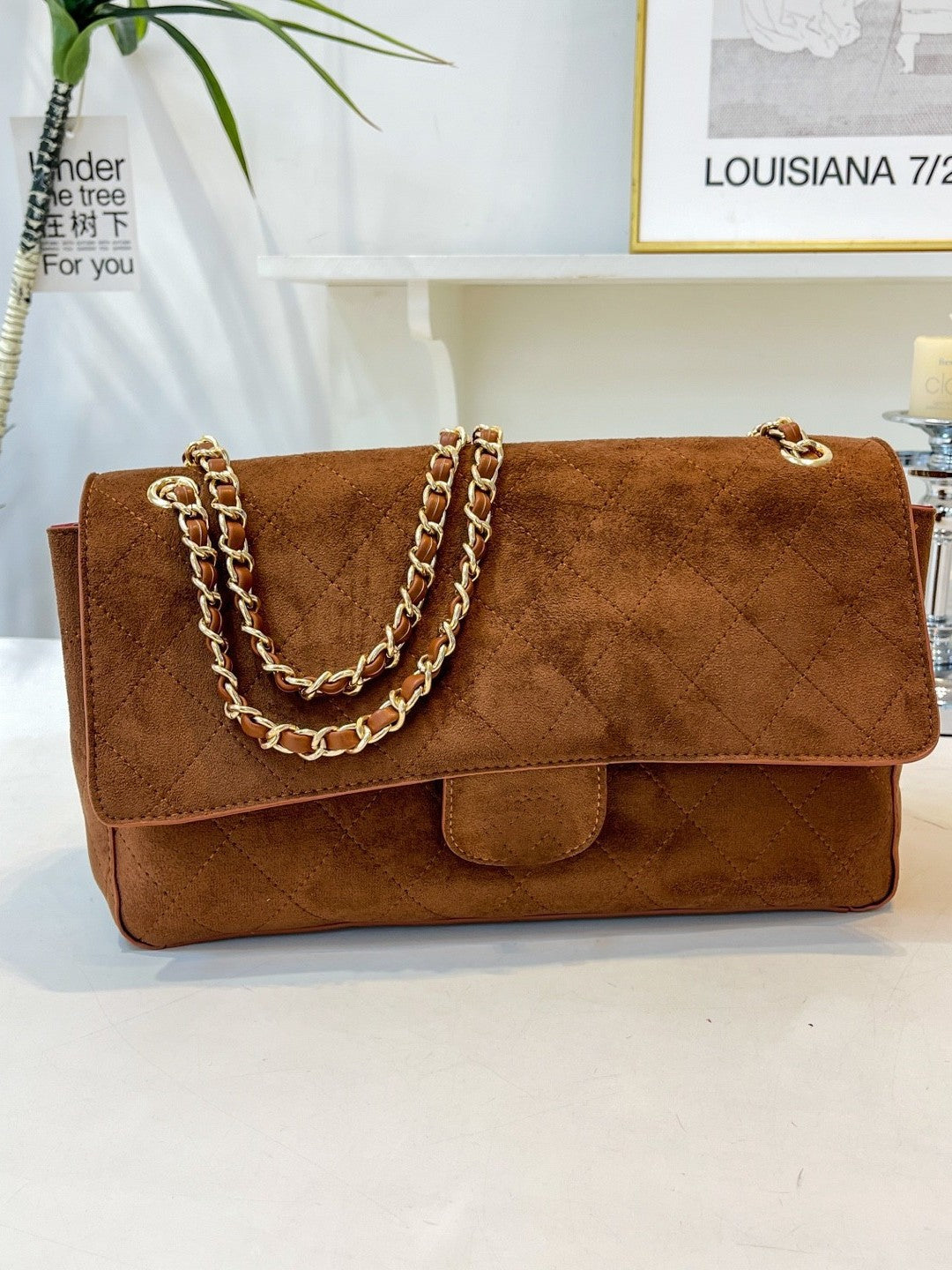 Borsa in camoscio trapuntato con catena da donna | Senza scatola