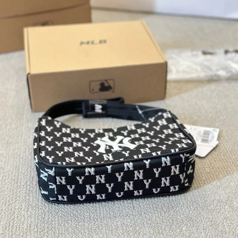 Damenhandtasche | NY-Monogramm 2026 | Mit Karton