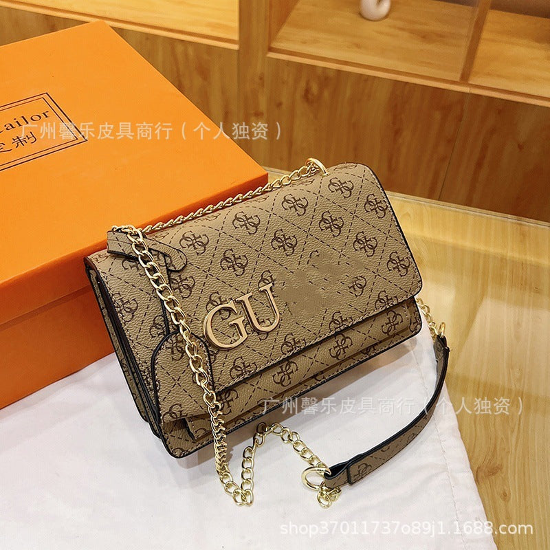 Bolso de cadena de moda súper caliente, súper caliente, bolso de cintura cruzado de un solo hombro para mujer 2025, de moda, versátil y versátil y de un solo hombro Bolsas
