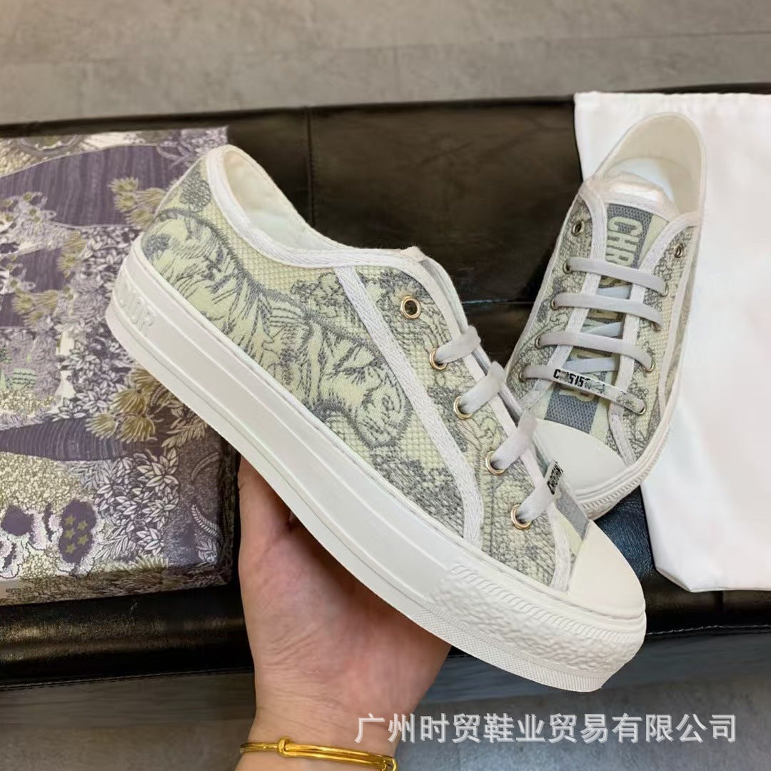 Zapatos de lona con bordado con letras, zapatos casuales versátiles con cordones de mujer con plataforma de relieve para el día a día