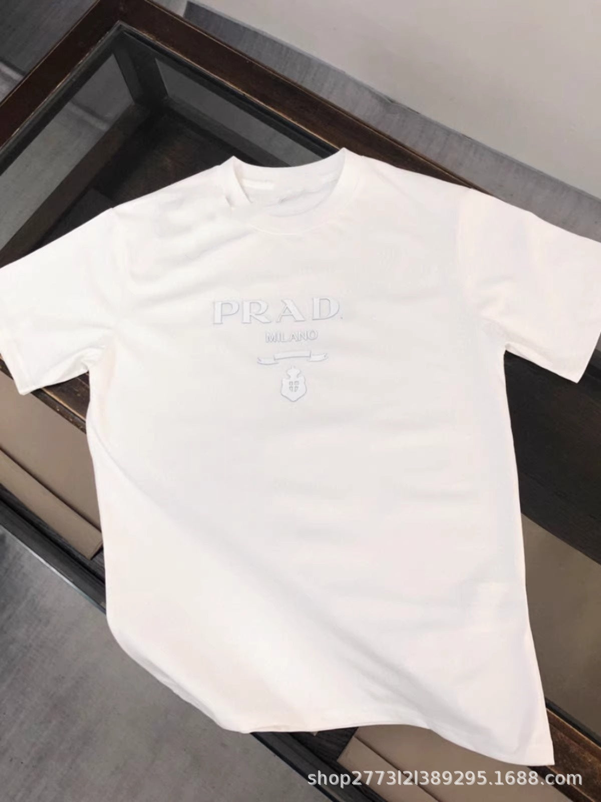 Camiseta informal informal de cuello redondo y suelta de cuello redondo con estampado de letras a la moda, camiseta versátil a juego para pareja